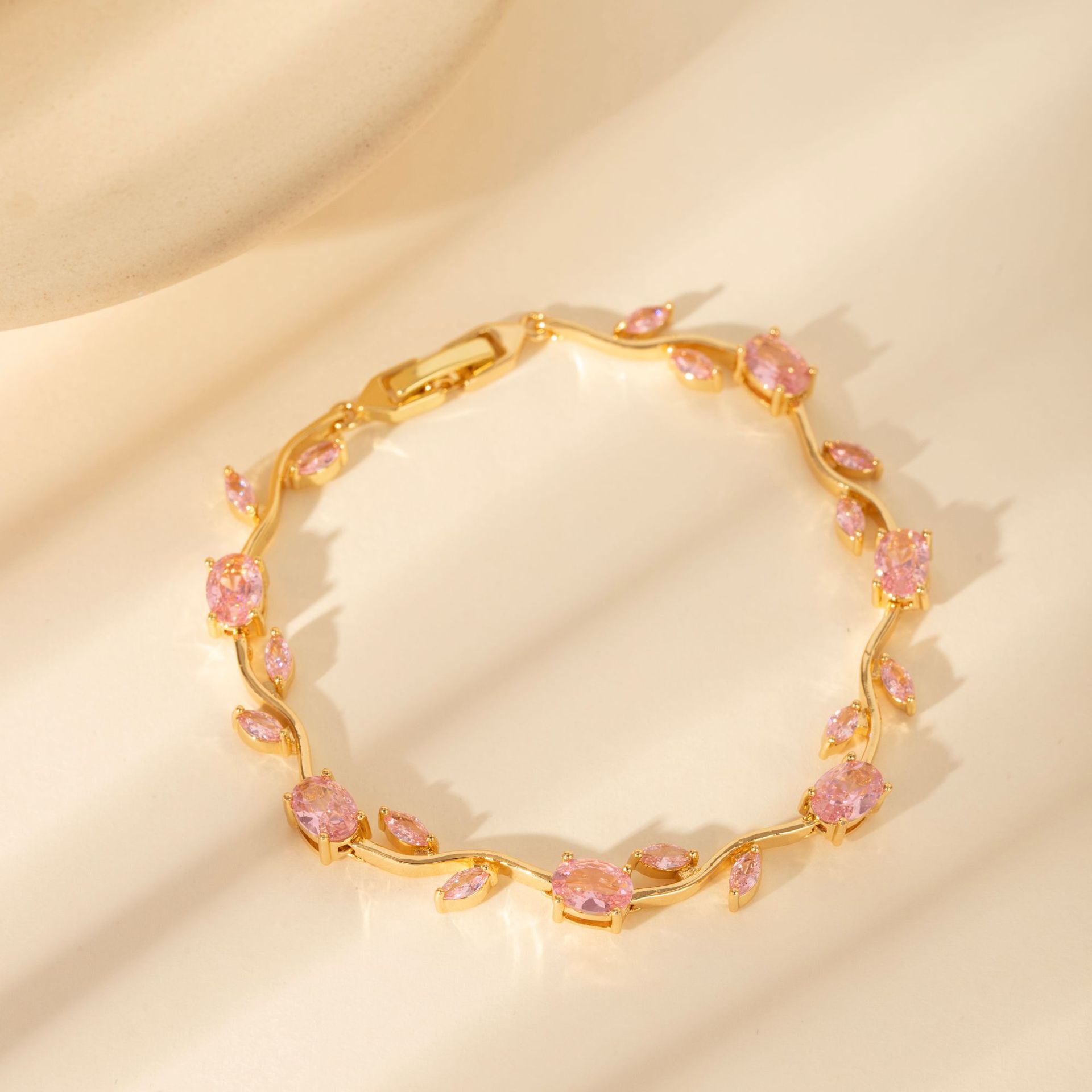 European And American Bracelets Light Luxury High-end